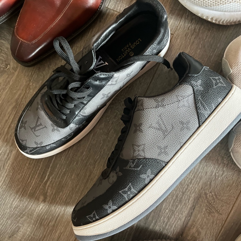 Louis Vuitton Rivoli monogram sneakers